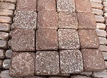 Лемезит-брусчатка-галтованная, цвет-бордо, фото Купить Лемезит-брусчатка-галтованная, цвет-бордо в Челябинске